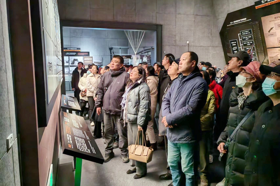 缅怀先烈志 清明祭英魂&mdash;&mdash;人生就是搏·(中国区)官方网站集团所属各企业党组织开展清明节主题系列活动